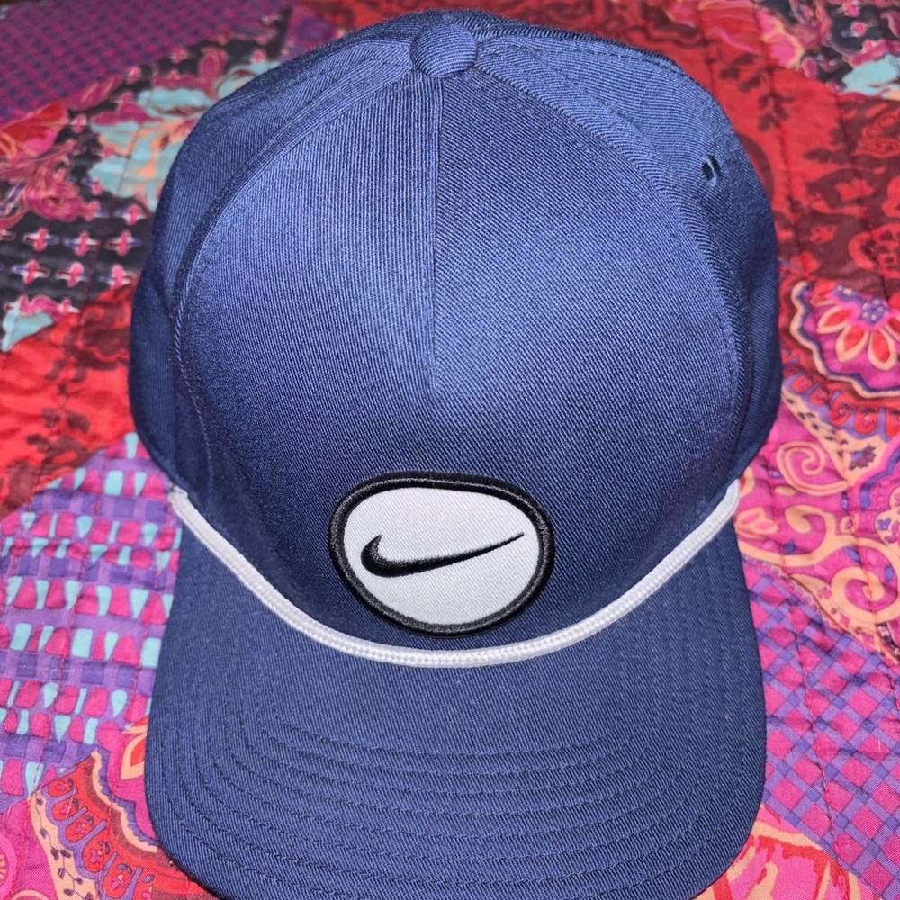Nike Dri-FIT True Retro 72 golf hat